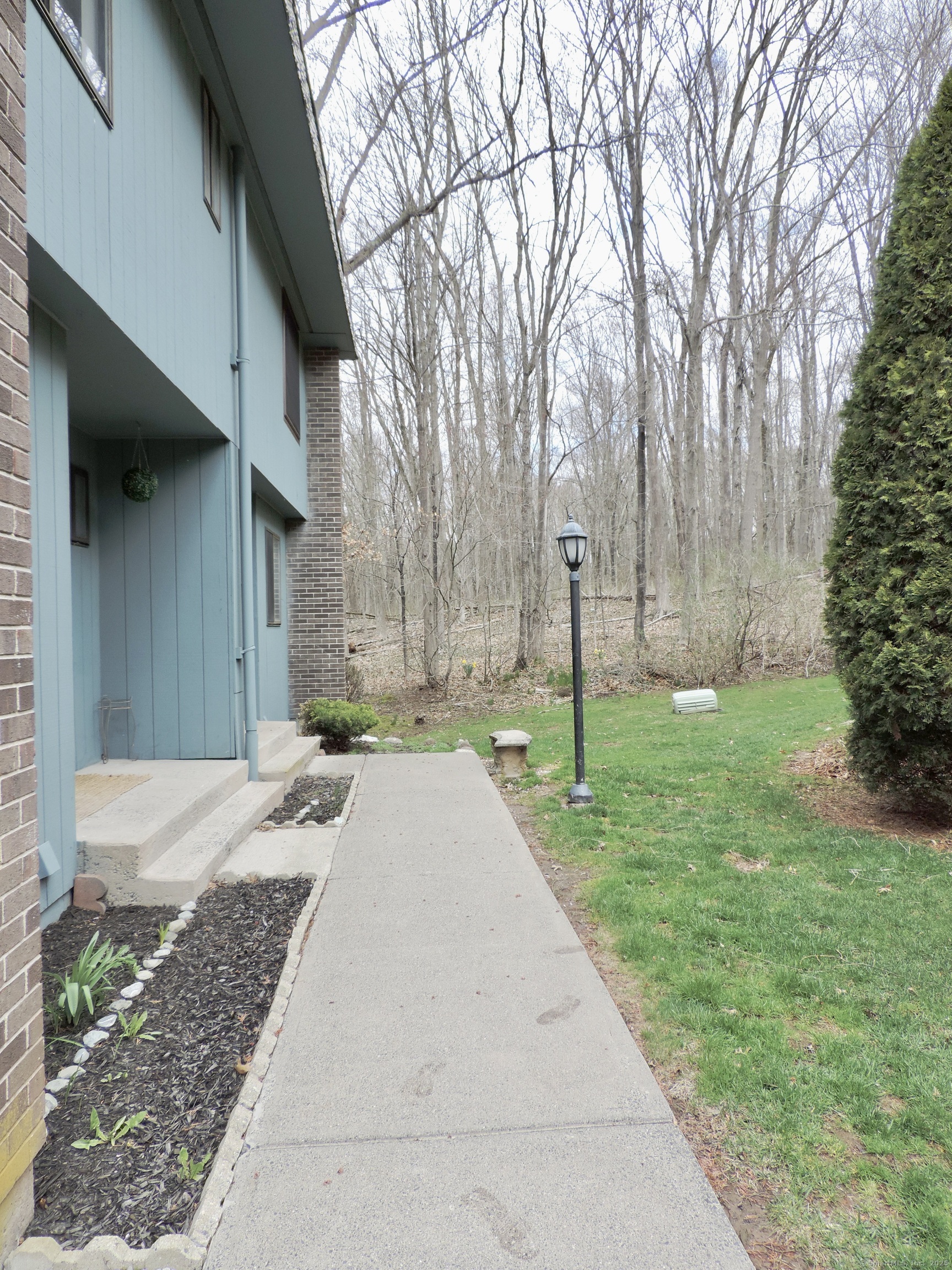 17 Locust Court #17, Cromwell, Connecticut image 3