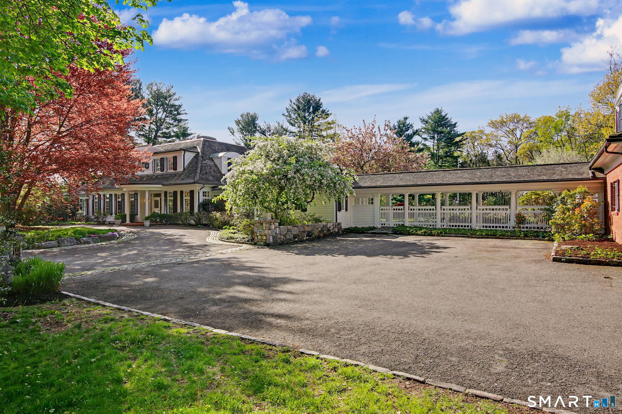 537 Oenoke Ridge