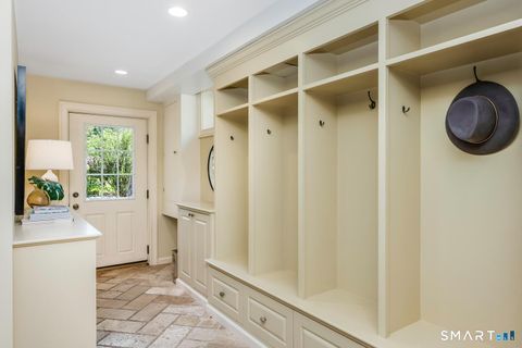 Tiny photo for 10 Queens Lane, Darien, CT 06820 (MLS # 24165110)