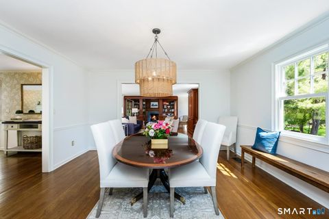 Tiny photo for 10 Queens Lane, Darien, CT 06820 (MLS # 24165110)