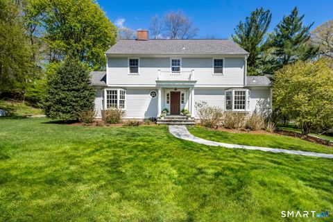 Tiny photo for 10 Queens Lane, Darien, CT 06820 (MLS # 24165110)