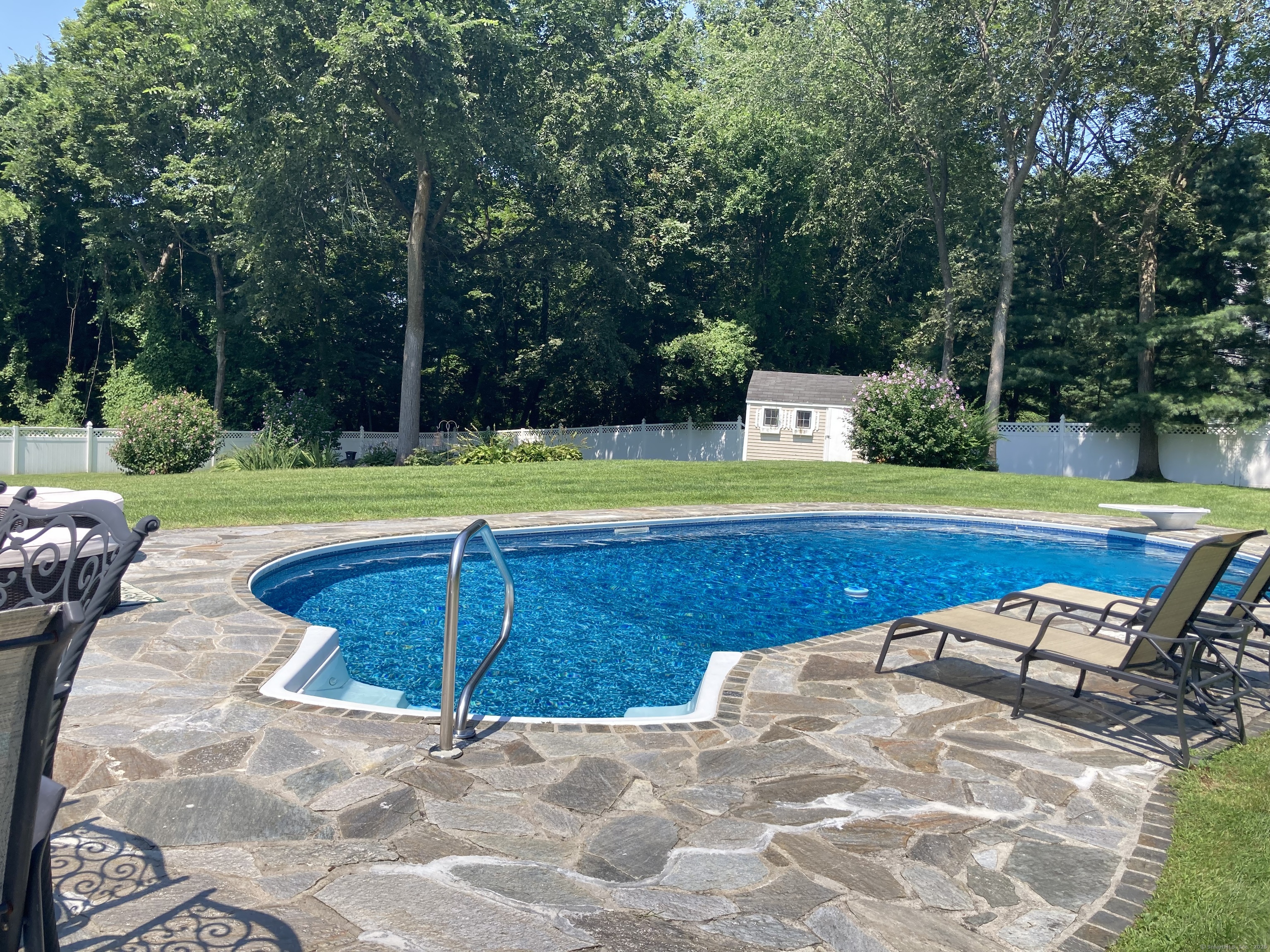 12 Cedar Vale Drive