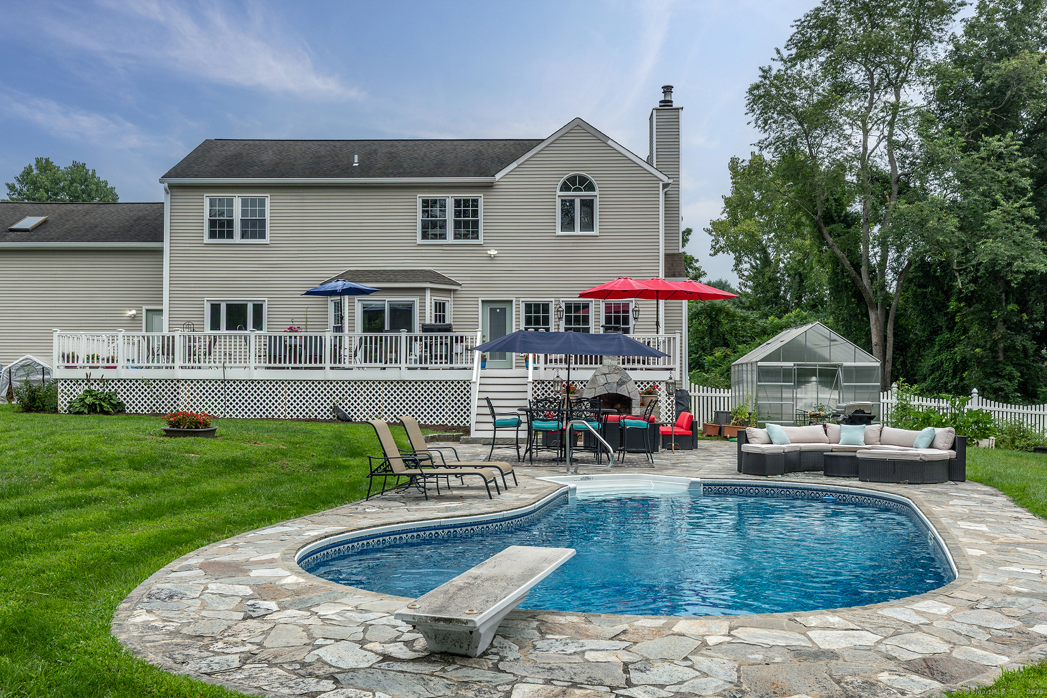 12 Cedar Vale Drive