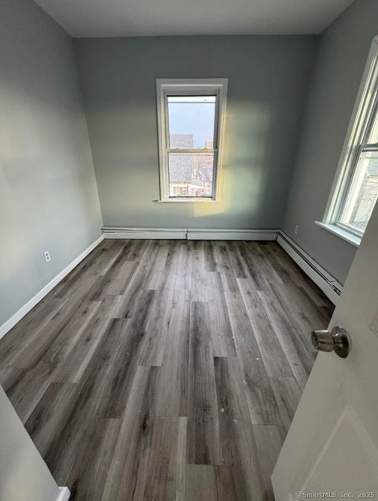 Rental Property at Pembroke Street 3R, Bridgeport, Connecticut - Bedrooms: 3 
Bathrooms: 1 
Rooms: 6  - $2,450 MO.