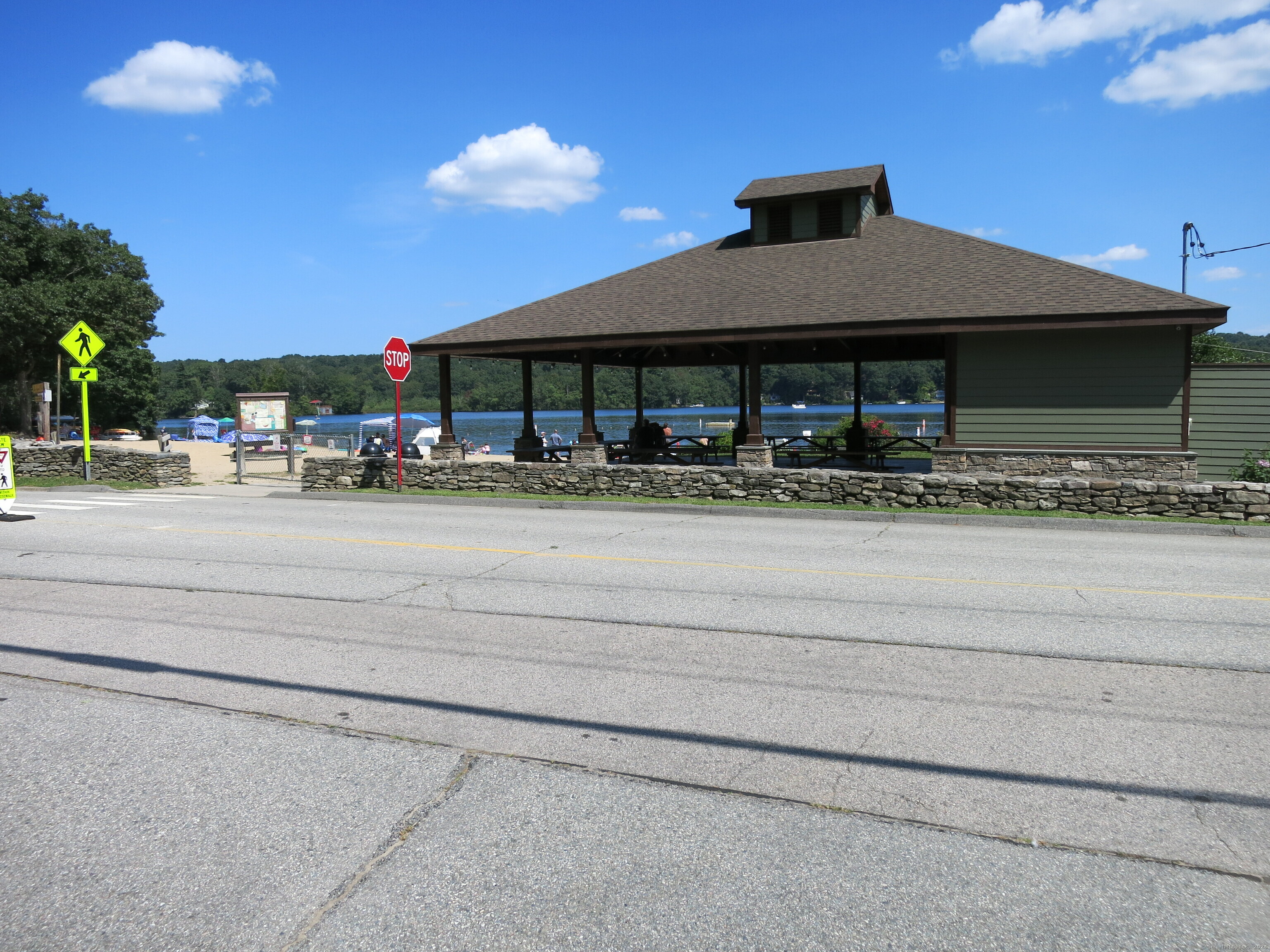 East Haddam, Connecticut 06415, United States, 2 Bedrooms Bedrooms, ,1 BathroomBathrooms,Residential,Active,46688