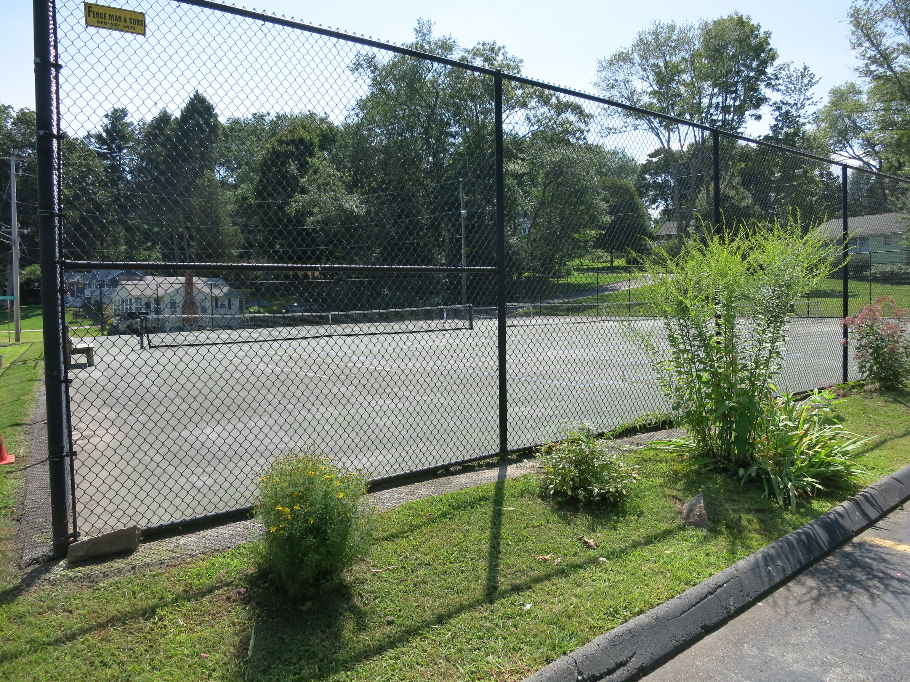 East Haddam, Connecticut 06415, United States, 2 Bedrooms Bedrooms, ,1 BathroomBathrooms,Residential,Active,46688