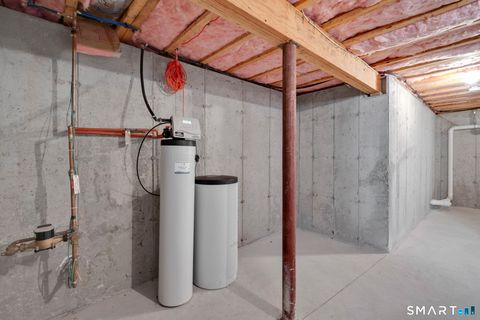 Tiny photo for 5 South Hollow #5, East Hampton, CT 06424 (MLS # 24152852)