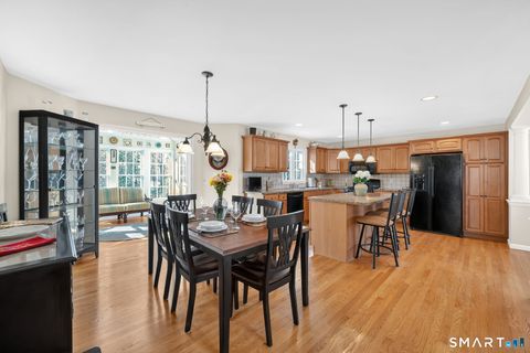 Tiny photo for 5 South Hollow #5, East Hampton, CT 06424 (MLS # 24152852)