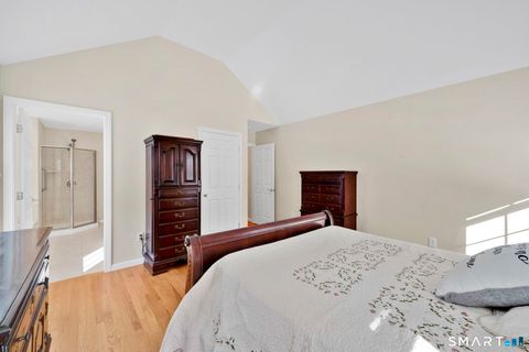 Tiny photo for 5 South Hollow #5, East Hampton, CT 06424 (MLS # 24152852)