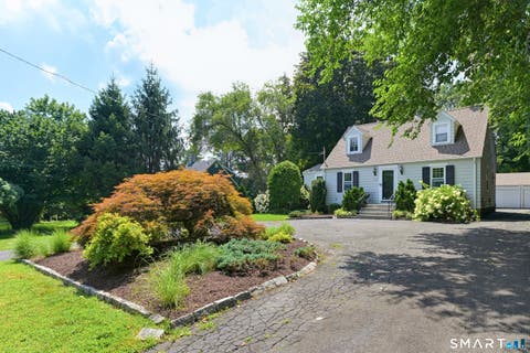 Tiny photo for 1923 Huntington Turnpike, Trumbull, CT 06611 (MLS # 24196987)