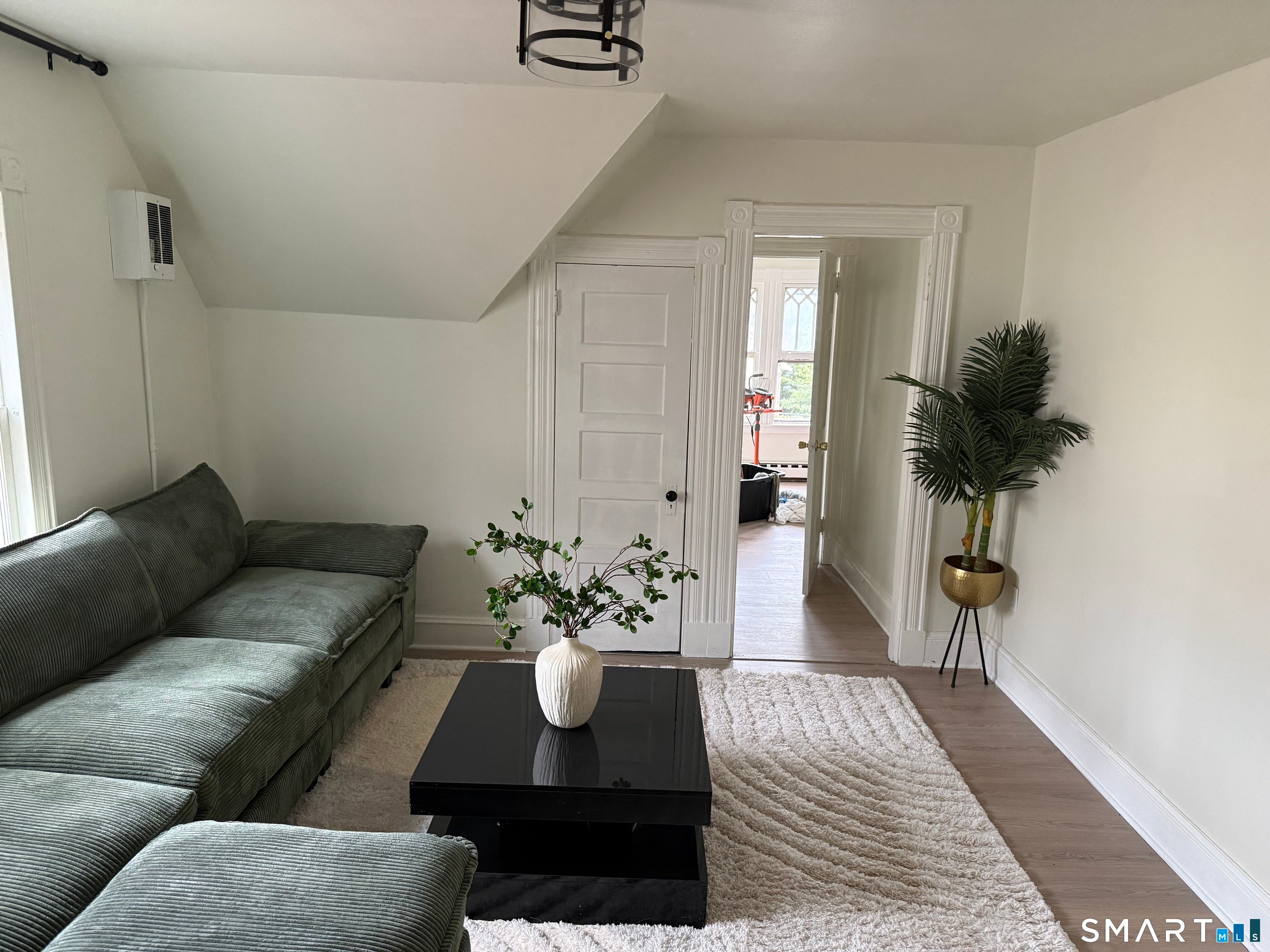 295 Sargeant Street