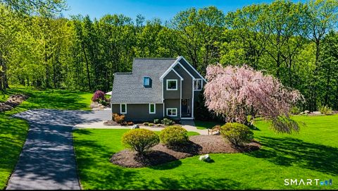 Tiny photo for 10 Ryans Way, Burlington, CT 06013 (MLS # 24171109)