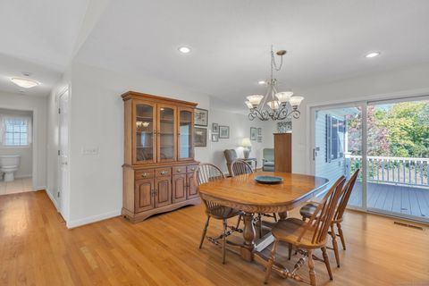 Tiny photo for 3 Quail Hollow Close #3, Vernon, CT 06066 (MLS # 24133201)