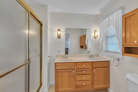 Tiny photo for 3 Quail Hollow Close #3, Vernon, CT 06066 (MLS # 24133201)