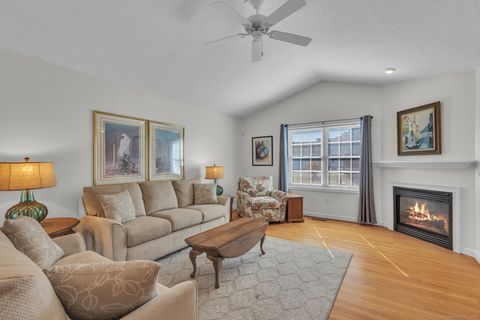Tiny photo for 3 Quail Hollow Close #3, Vernon, CT 06066 (MLS # 24133201)