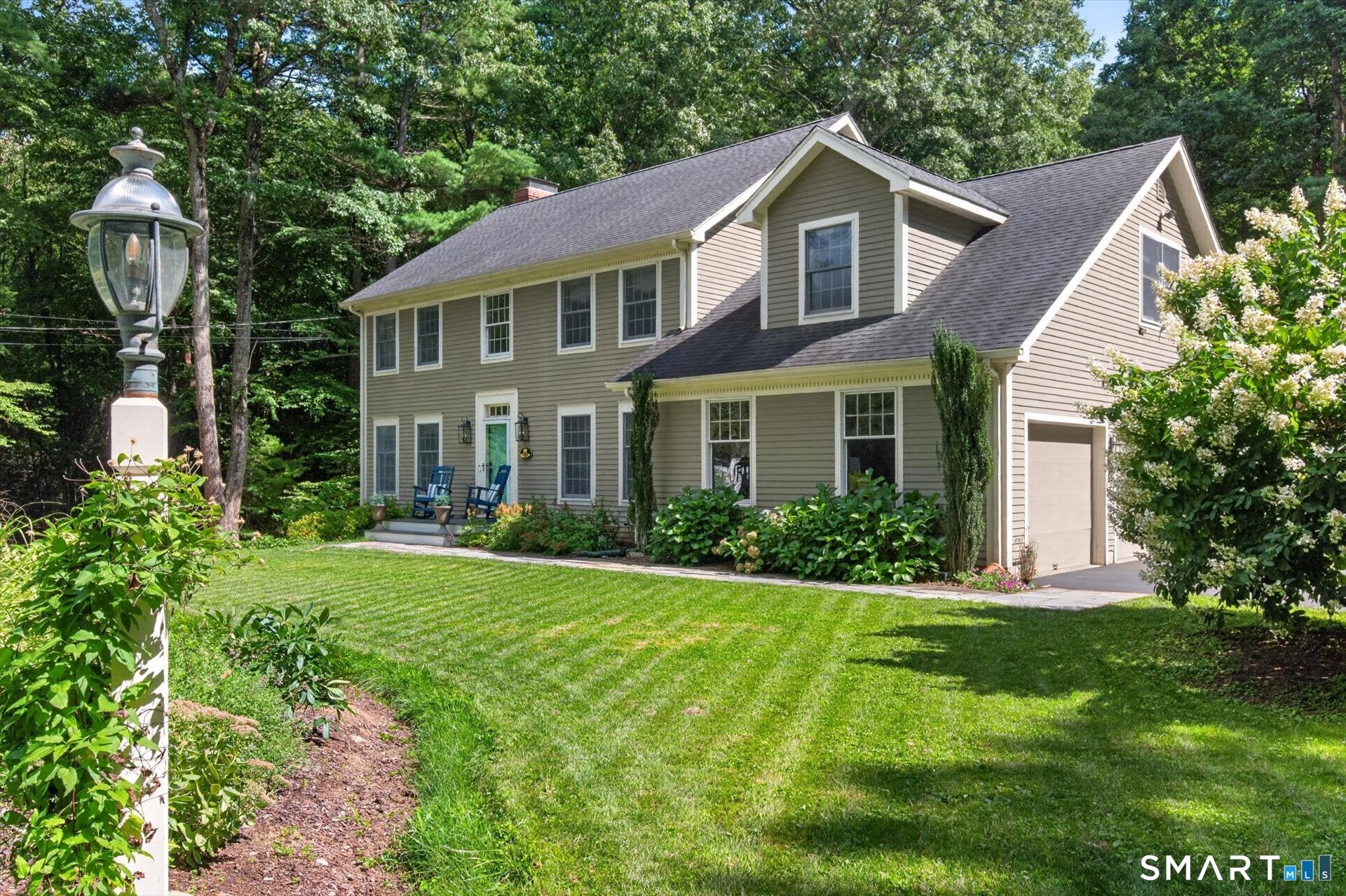 10 Saw Mill Road
