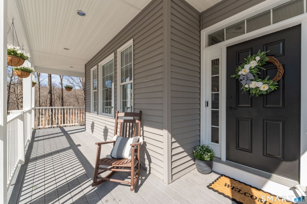 Photo of 672 Route 81, Killingworth, CT 06419 (MLS # 24159149)