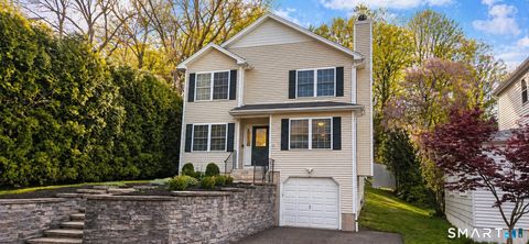 Photo of 21 Stanley Street, Naugatuck, CT 06770 (MLS # 24170584)