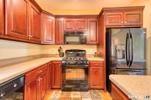 Tiny photo for 9 Chapman Chase #9, Windsor Locks, CT 06096 (MLS # 24198927)