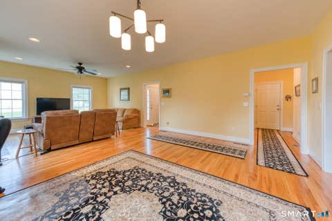 Tiny photo for 9 Chapman Chase #9, Windsor Locks, CT 06096 (MLS # 24198927)
