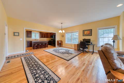 Tiny photo for 9 Chapman Chase #9, Windsor Locks, CT 06096 (MLS # 24198927)