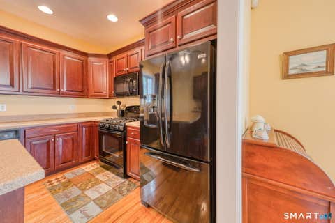 Tiny photo for 9 Chapman Chase #9, Windsor Locks, CT 06096 (MLS # 24198927)