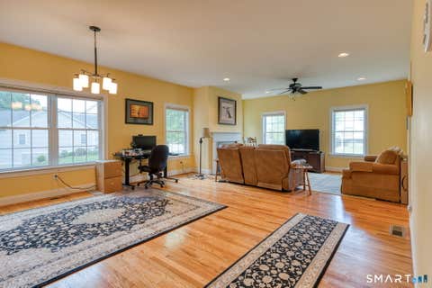 Tiny photo for 9 Chapman Chase #9, Windsor Locks, CT 06096 (MLS # 24198927)