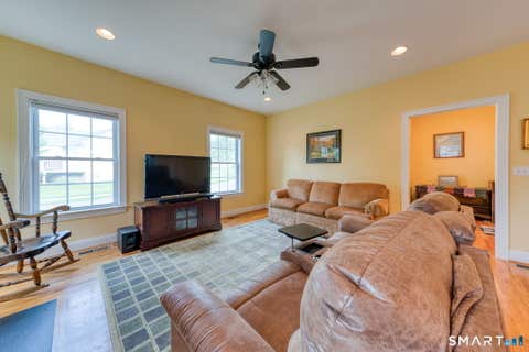 Tiny photo for 9 Chapman Chase #9, Windsor Locks, CT 06096 (MLS # 24198927)