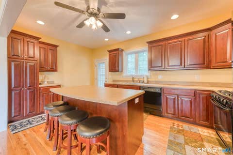 Tiny photo for 9 Chapman Chase #9, Windsor Locks, CT 06096 (MLS # 24198927)