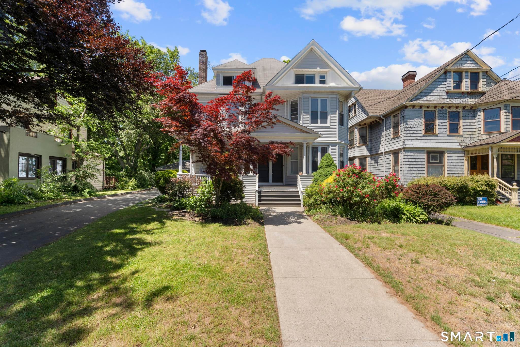 682 Whitney Avenue
