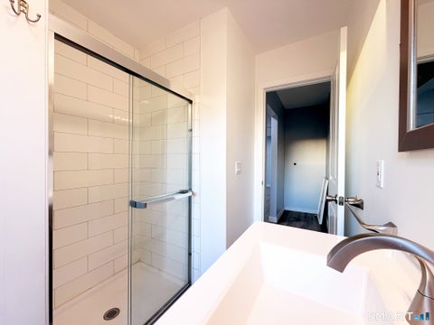 Tiny photo for 310 Alden Avenue #B, New Haven, CT 06515 (MLS # 24188518)