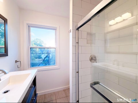 Tiny photo for 310 Alden Avenue #B, New Haven, CT 06515 (MLS # 24188518)