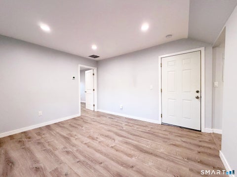 Tiny photo for 310 Alden Avenue #B, New Haven, CT 06515 (MLS # 24188518)
