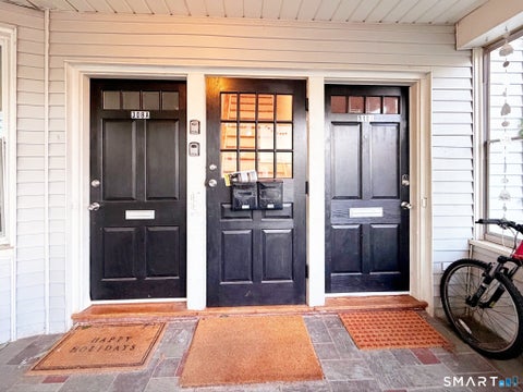 Tiny photo for 310 Alden Avenue #B, New Haven, CT 06515 (MLS # 24188518)