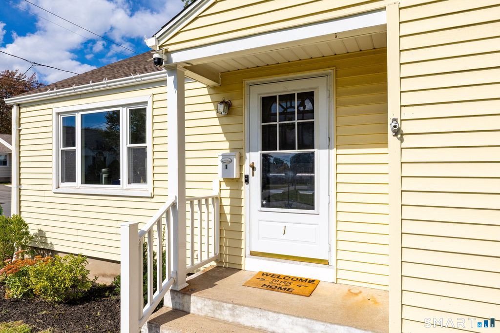 Photo of 1 Bristol Street, Wethersfield, CT 06109 (MLS # 24159093)