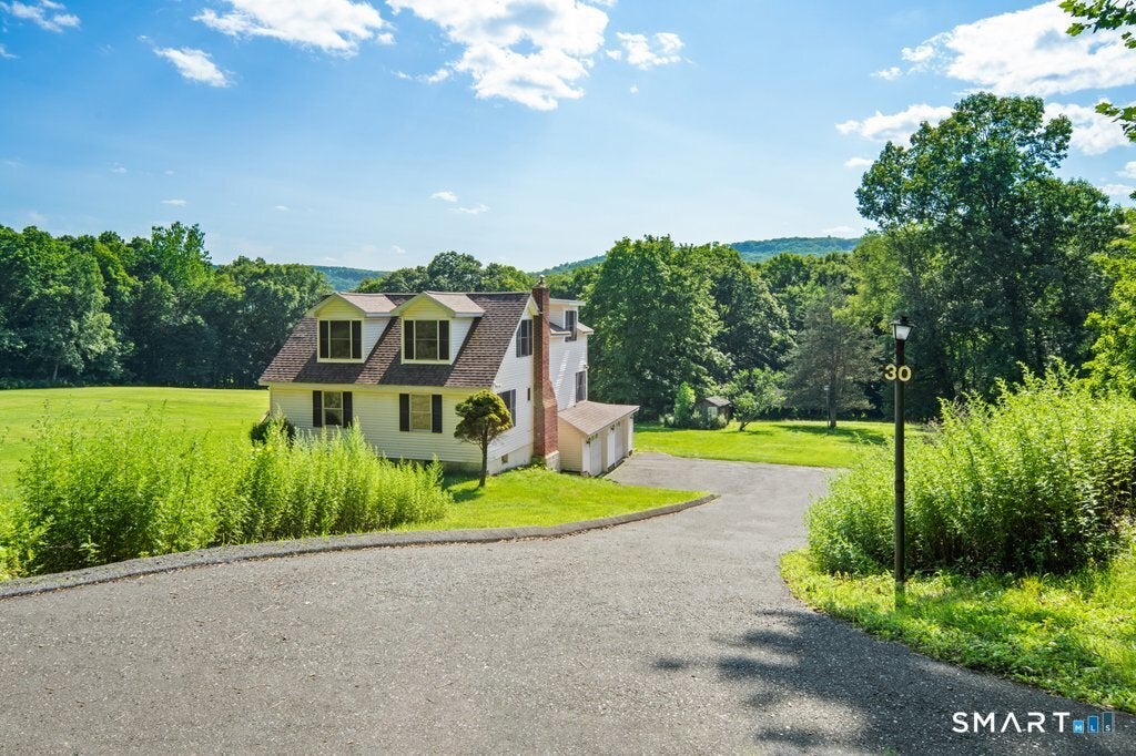 30 Old Middle Road