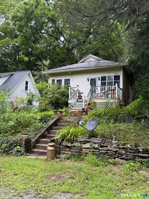 Photo of 16 Pleasant Valley Road, Clinton, CT 06413 (MLS # 24199088)