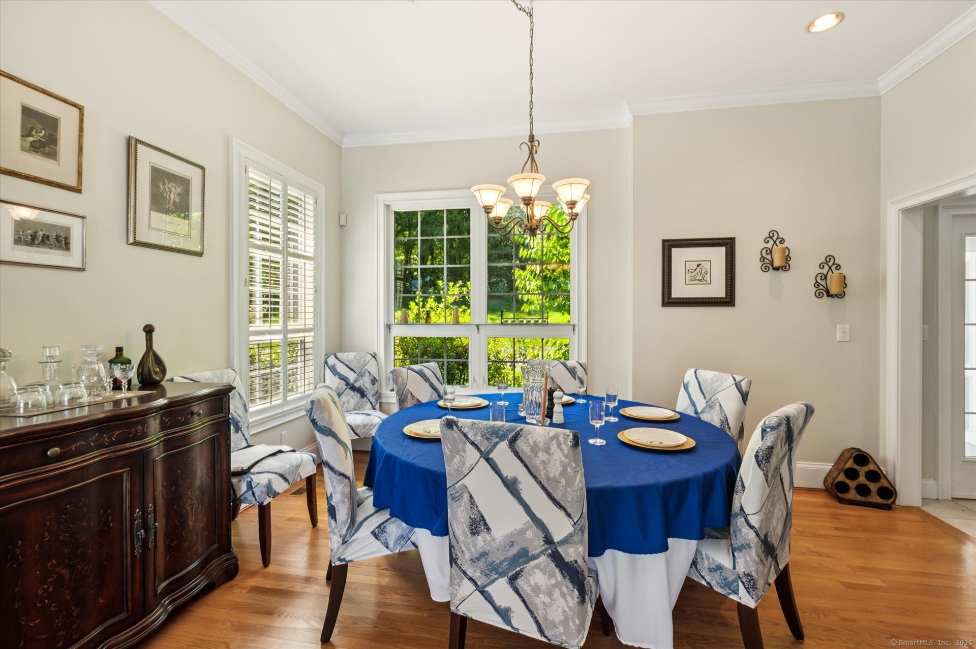 New Hartford, Connecticut 06057, United States, 5 Bedrooms Bedrooms, ,4 BathroomsBathrooms,Residential,Active,161037