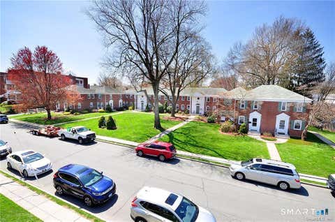 Tiny photo for 53 Robin Road #B1, West Hartford, CT 06119 (MLS # 24184913)