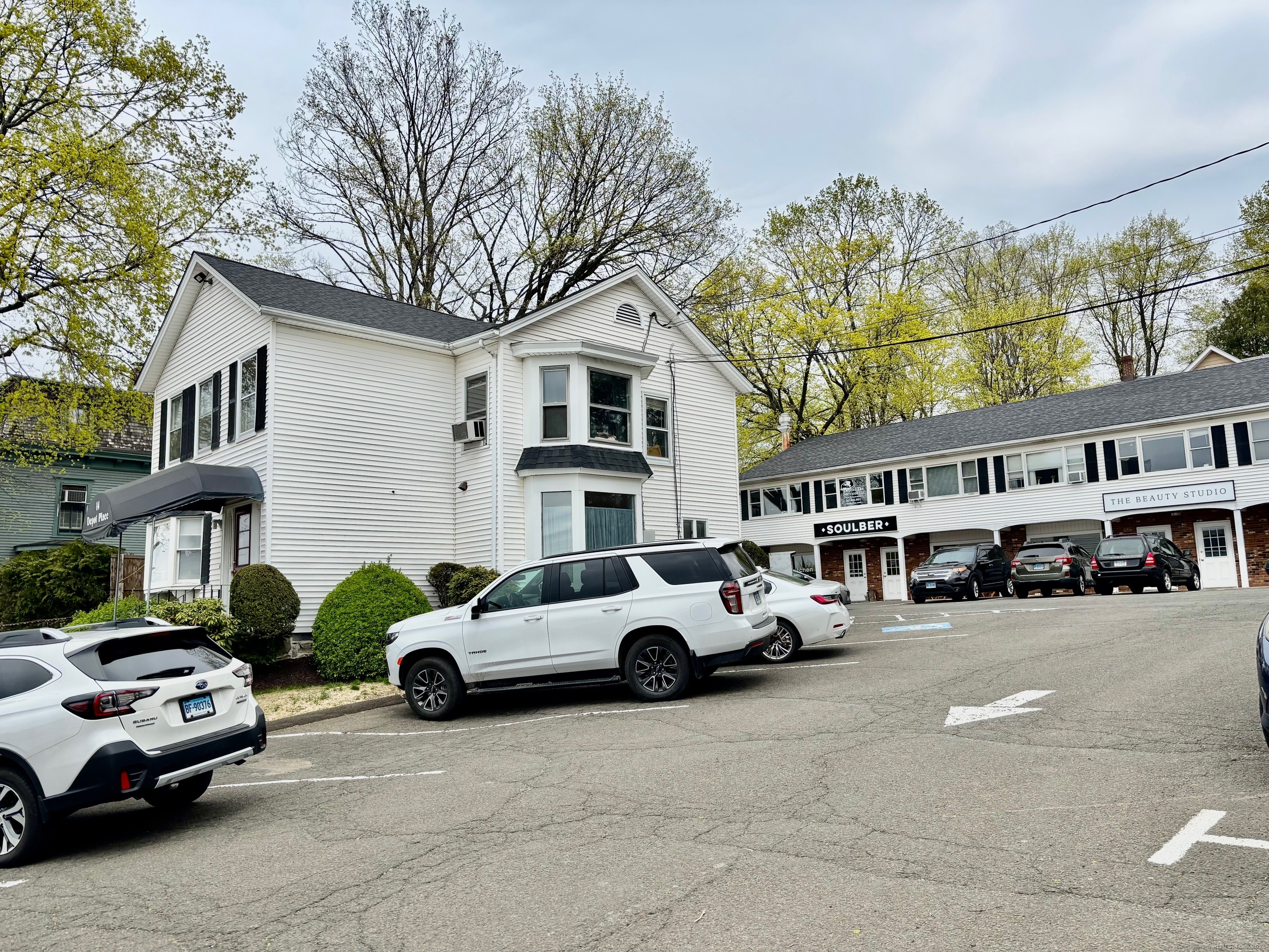 14 Depot Place