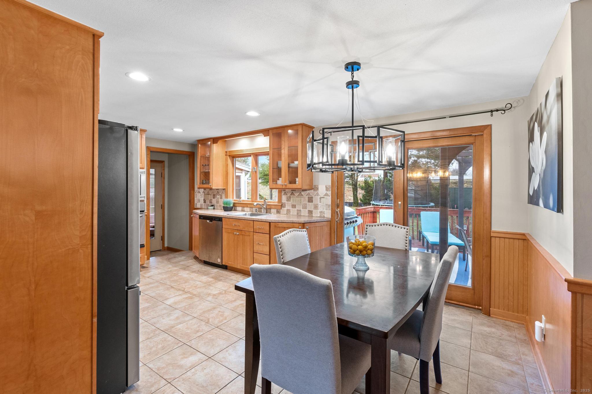 15 Botelle Manor, Cromwell, Connecticut image 10
