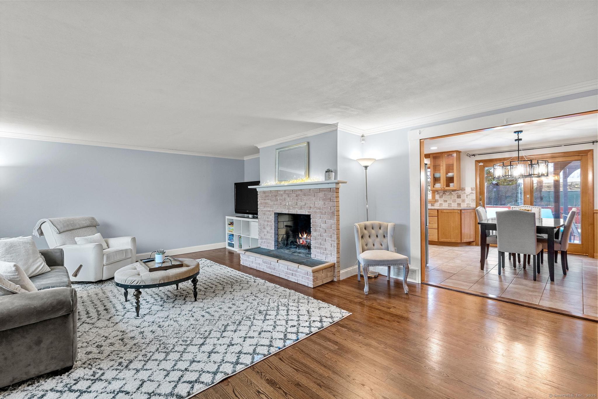 15 Botelle Manor, Cromwell, Connecticut image 2