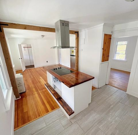 4 Dowd Avenue Canton CT 06019