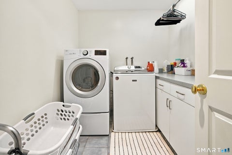 Tiny photo for 100 Robin Drive, Canton, CT 06019 (MLS # 24205275)