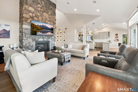 Tiny photo for 100 Robin Drive, Canton, CT 06019 (MLS # 24205275)