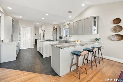 Tiny photo for 100 Robin Drive, Canton, CT 06019 (MLS # 24205275)