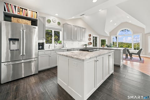 Photo of 100 Robin Drive, Canton, CT 06019 (MLS # 24205275)