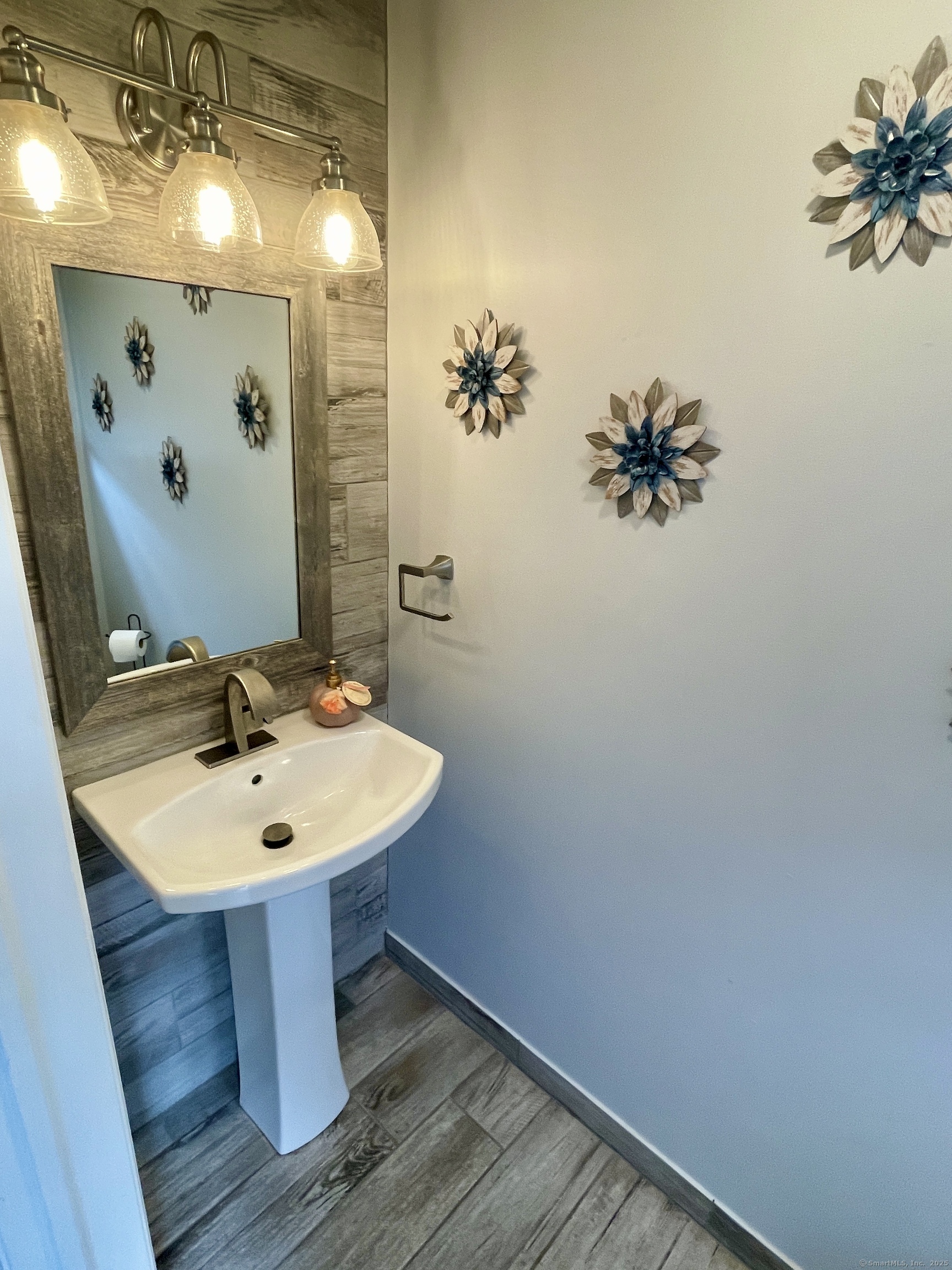 661 Silver Sands Road #APT A3, East Haven, Connecticut image 23