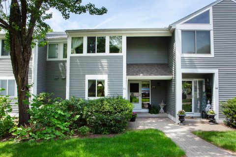 46 Old Mill Court 46 Simsbury CT 06070