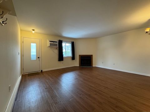 Tiny photo for 136 Pembroke Road #101, Danbury, CT 06811 (MLS # 24143585)